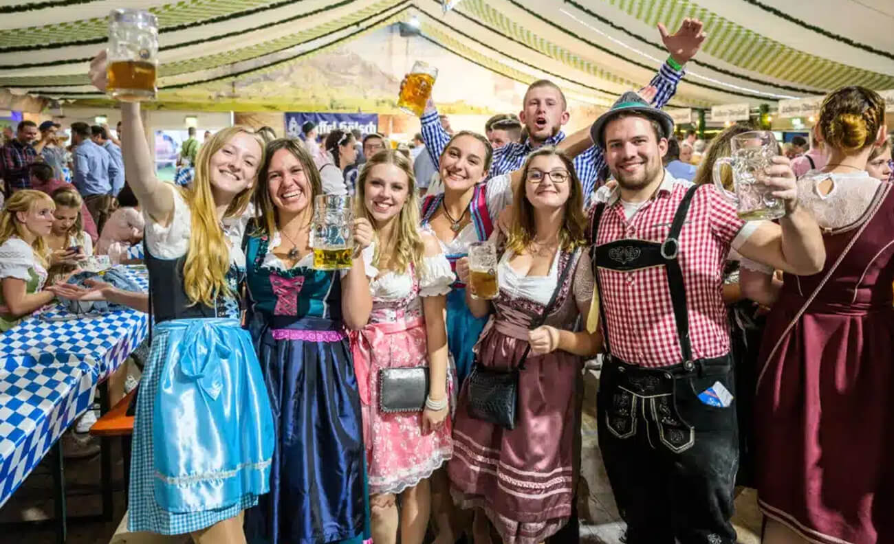 What is Not Allowed in Oktoberfest? Complete Security Guide 2025