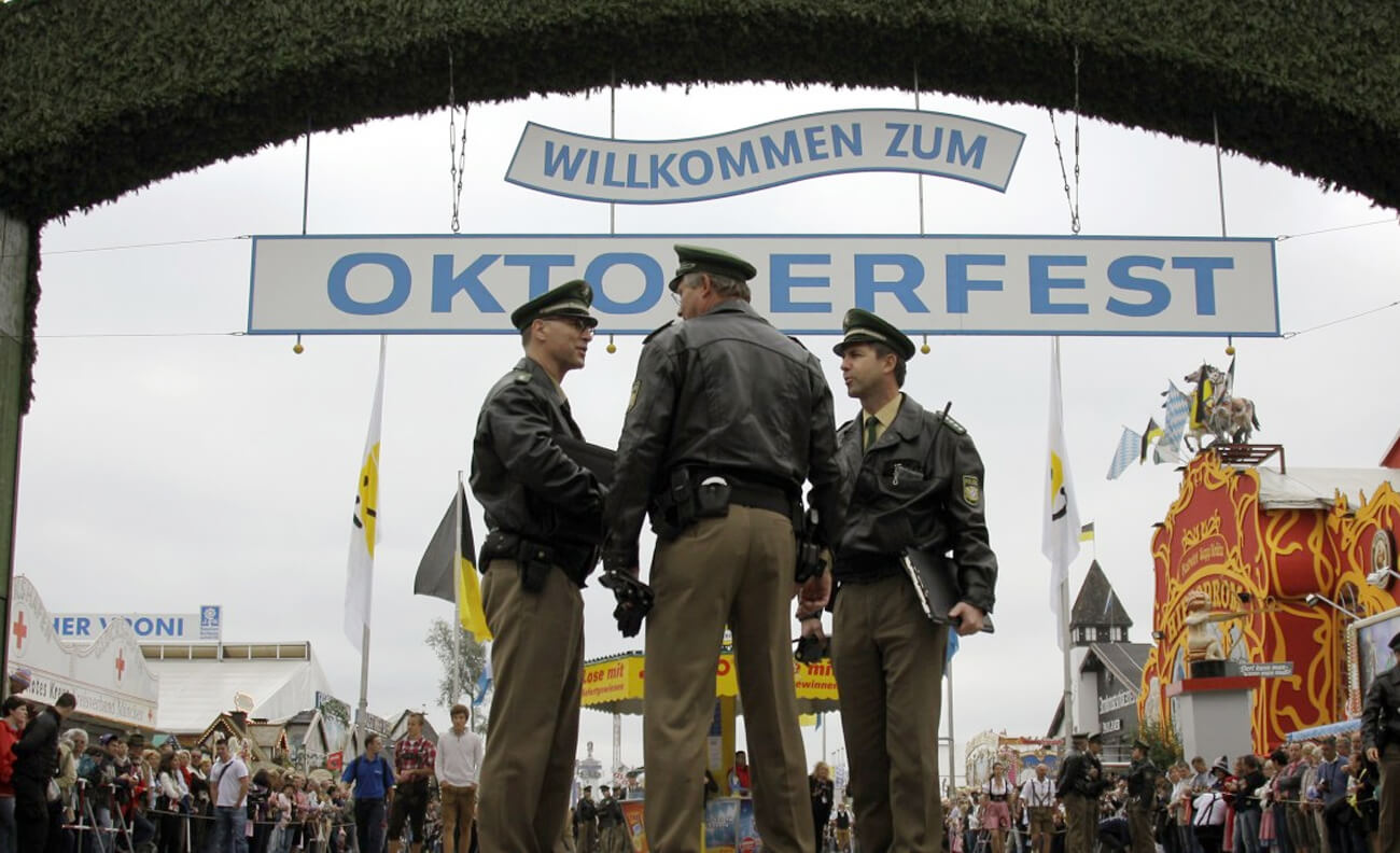 What is Not Allowed in Oktoberfest? Complete Security Guide 2025