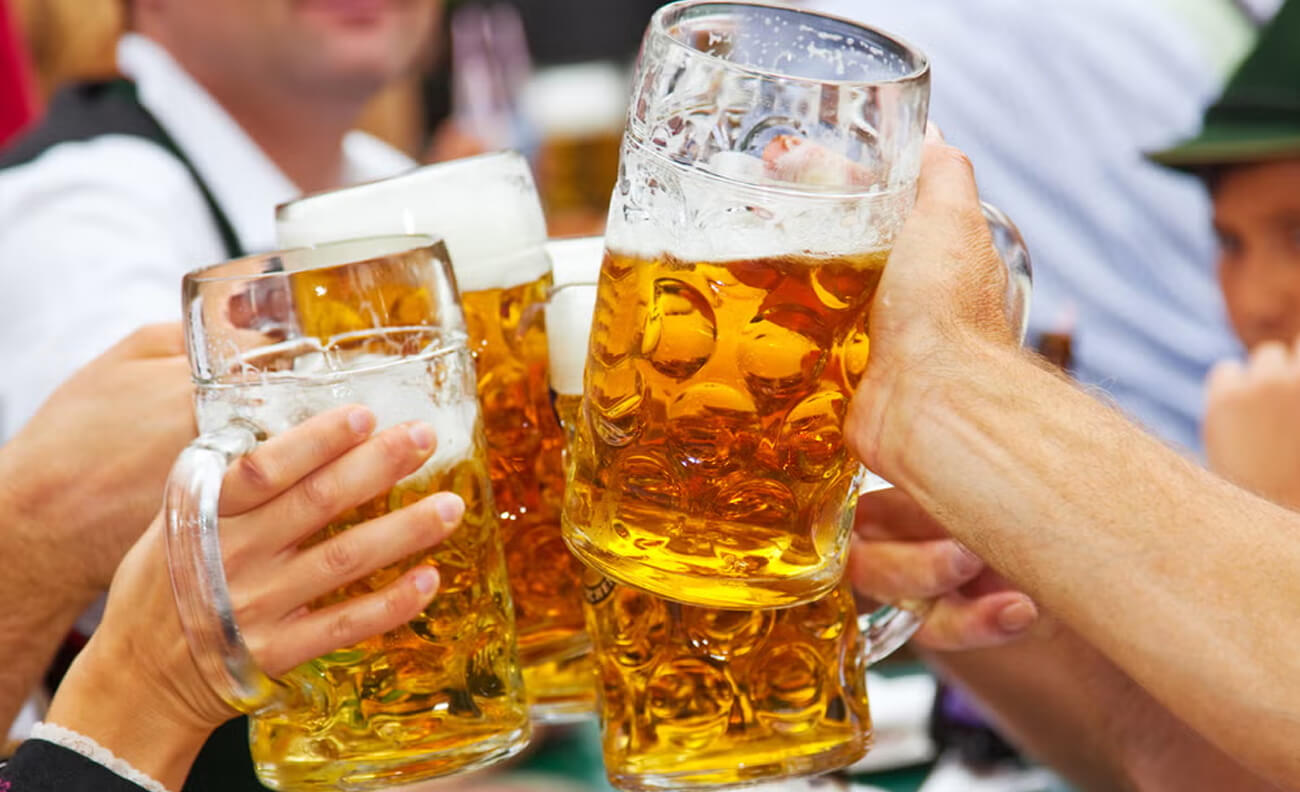 What is a German Beer Girl Called? The Complete Guide to German Beer Culture and Traditions