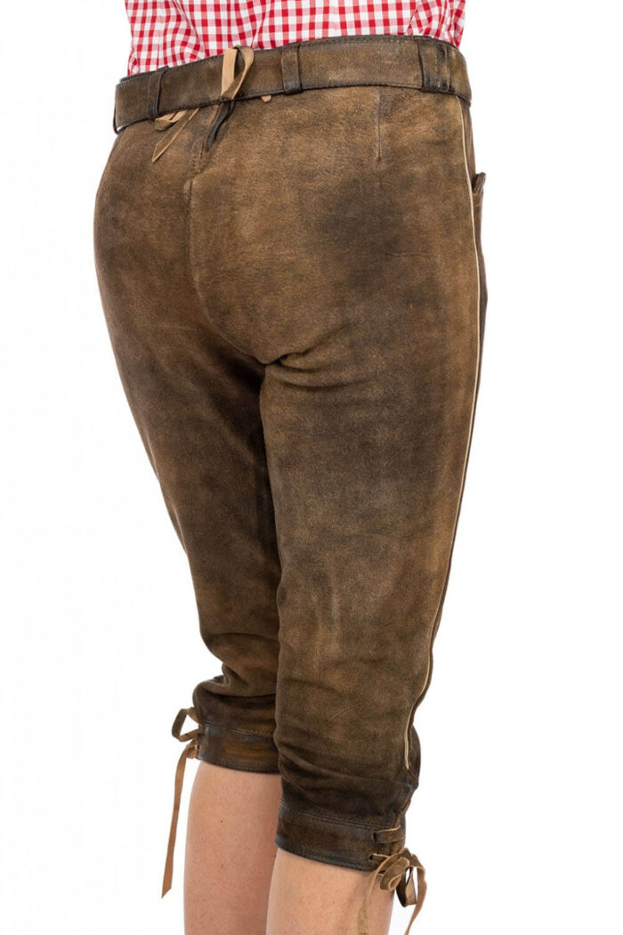 LEONIE BENESCH Bavarian Lederhosen