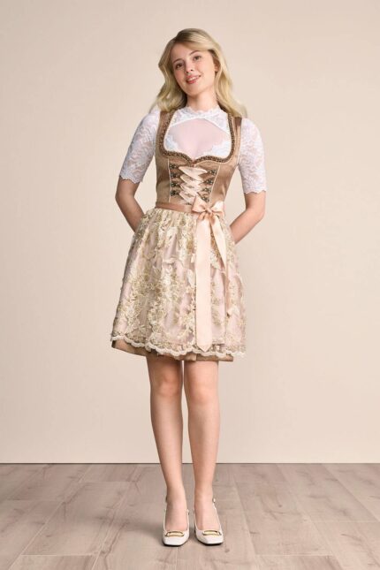 Traditional Bavarian Trachten Sara Adrian Dirndl